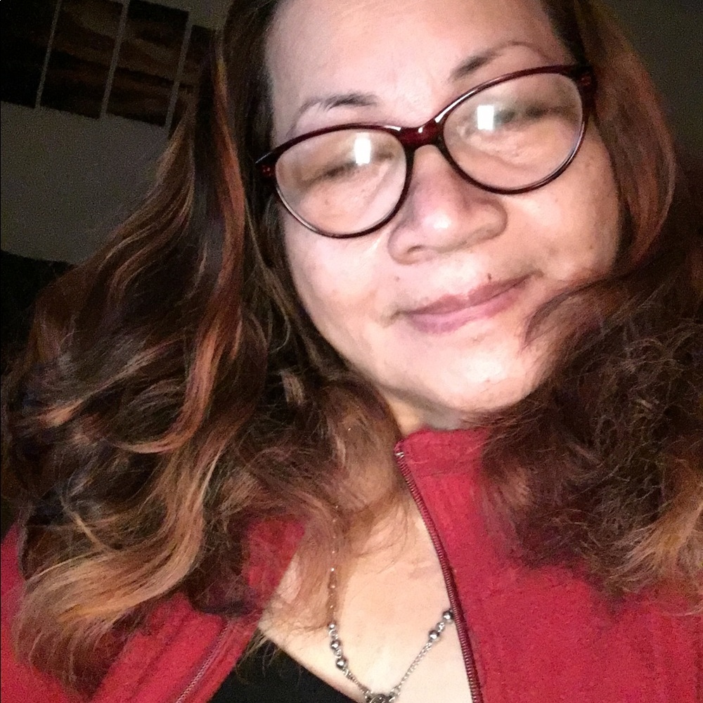 Meet your Posher, Stella